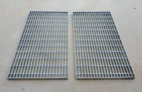 Serrated Welded Grating With High Bearing Capacity And High Security high quality